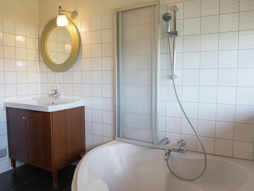Luxury In With Bubble Bath *